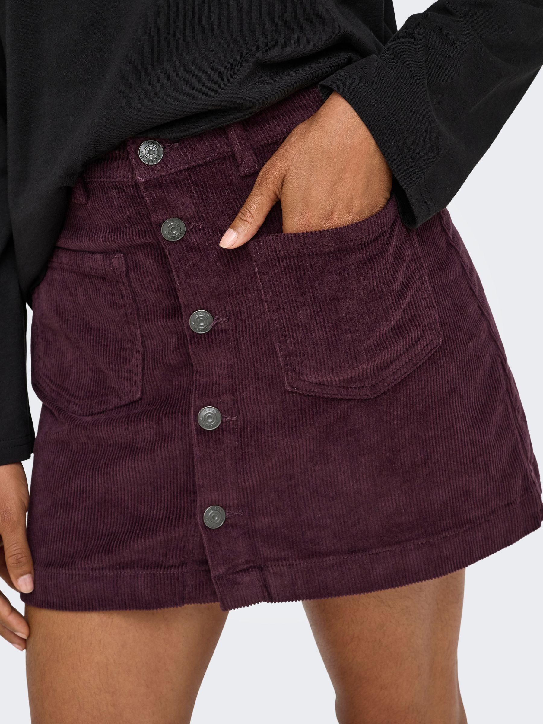 ONLY - Amazing Corduroy Skirt - 
