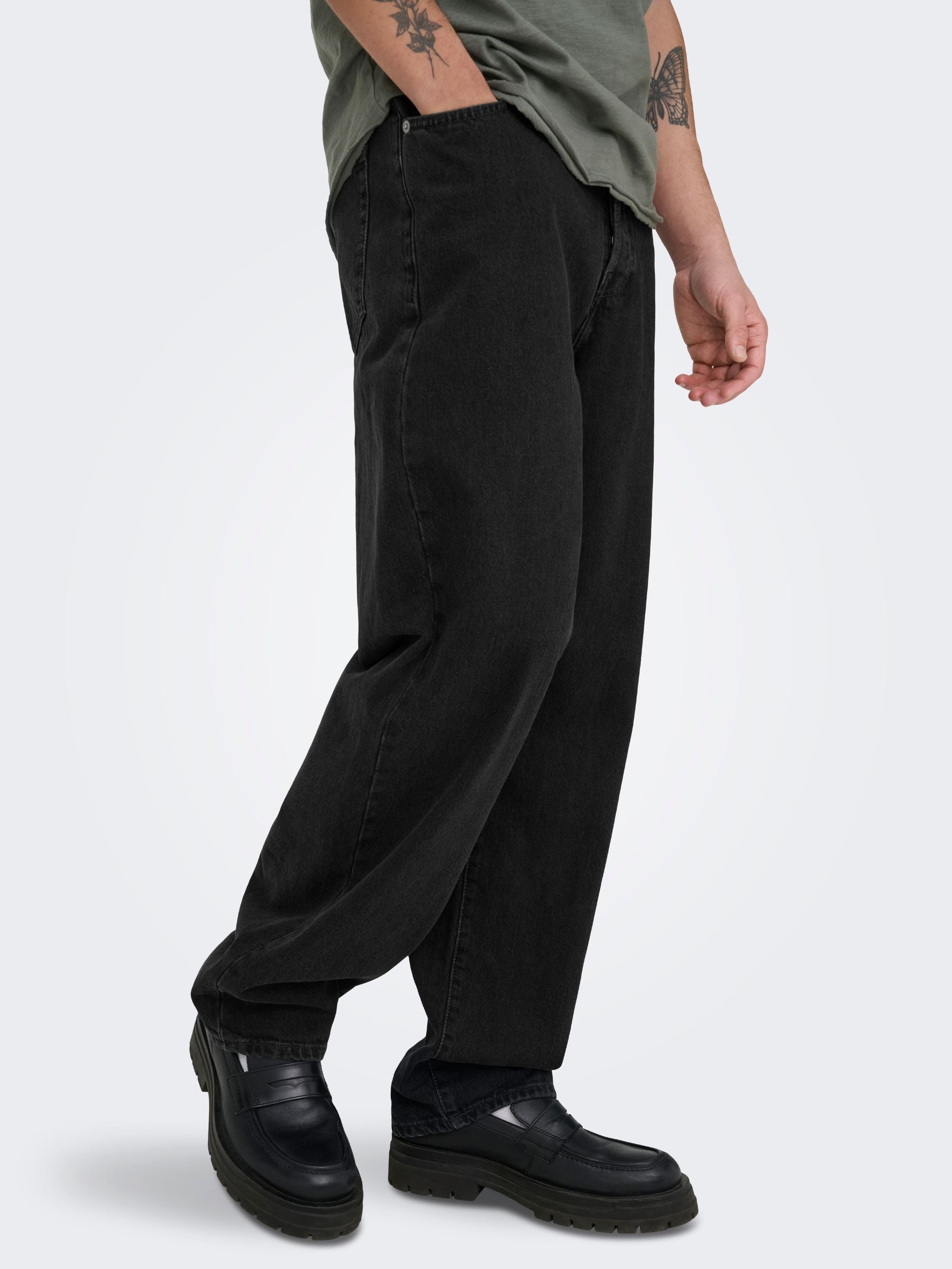 ONLY & SONS - Fade Loose Fit Jeans - 