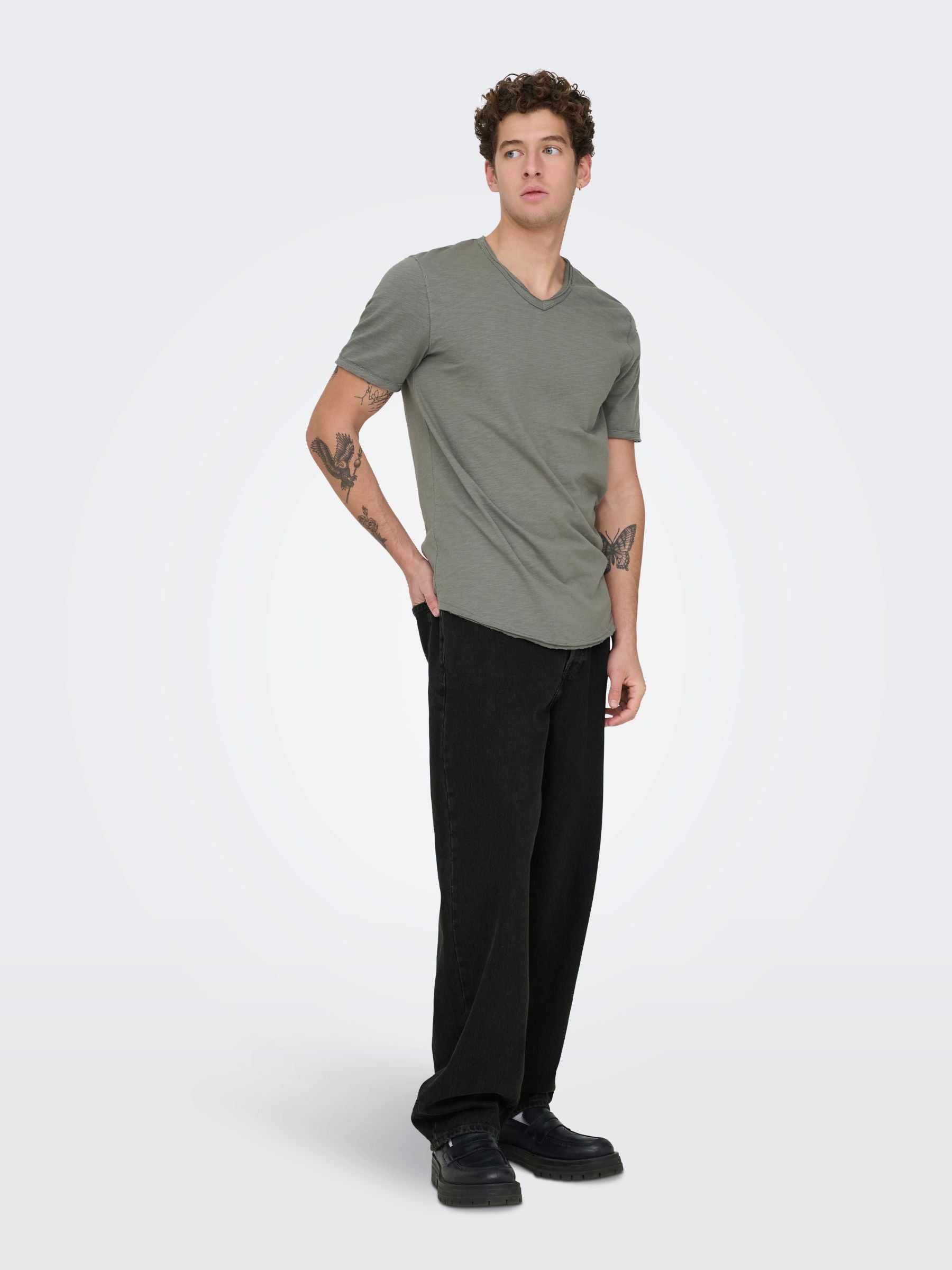 ONLY & SONS - Fade Loose Fit Jeans - 