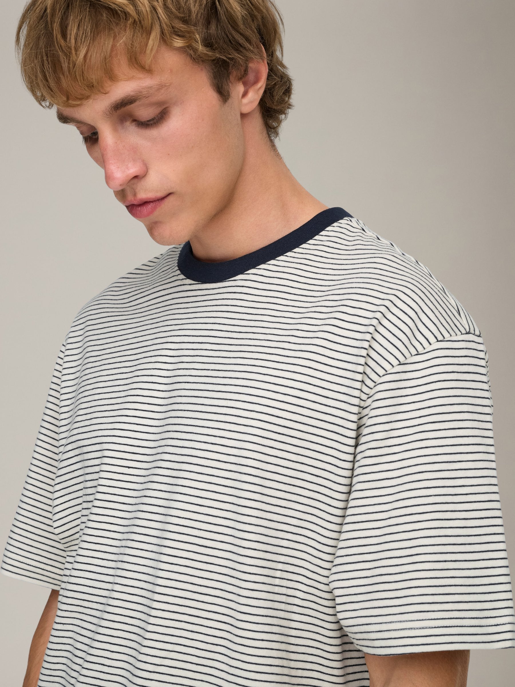 ONLY & SONS - Fred Stripe Shortsleeve T-Shirt - 