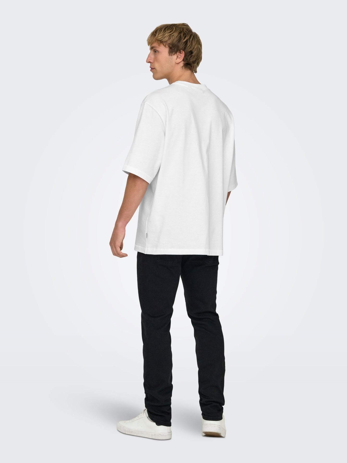 ONLY & SONS - Millenium Oversized Shortsleeve T-Shirt - 