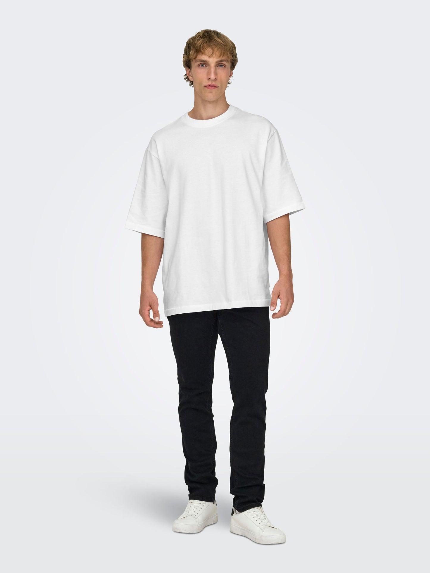 ONLY & SONS - Millenium Oversized Shortsleeve T-Shirt - 