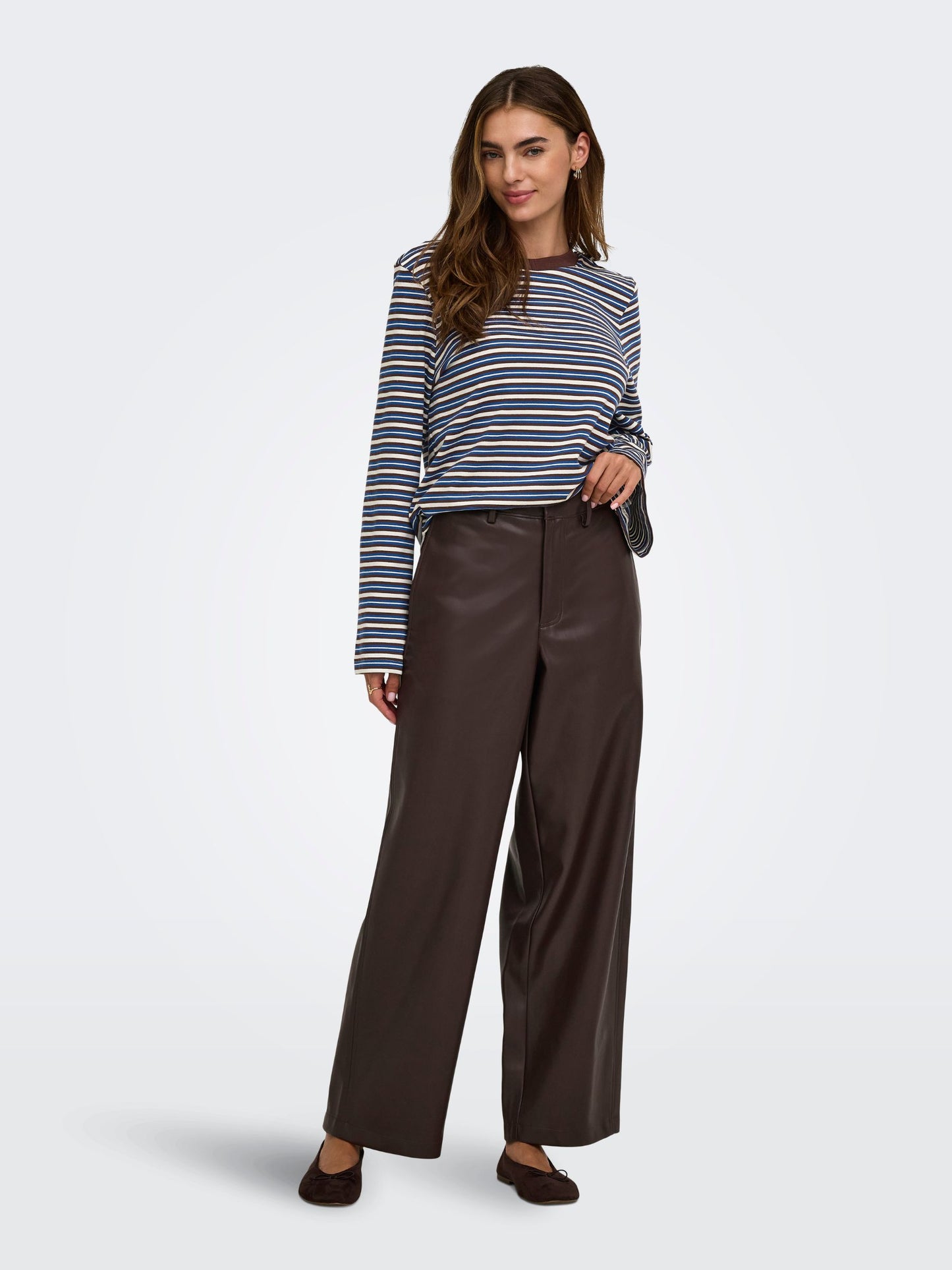 ONLY - Neli Faux Leather Barrel Pants - 