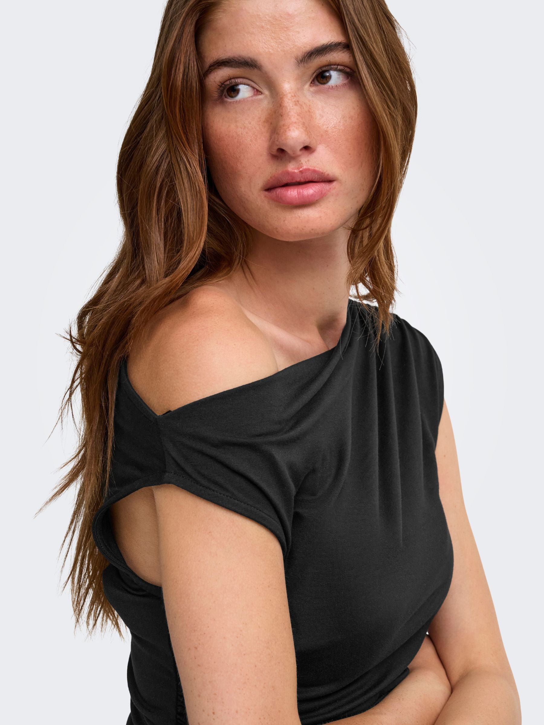 ONLY - Vanja Off Shoulder Shell Top - 