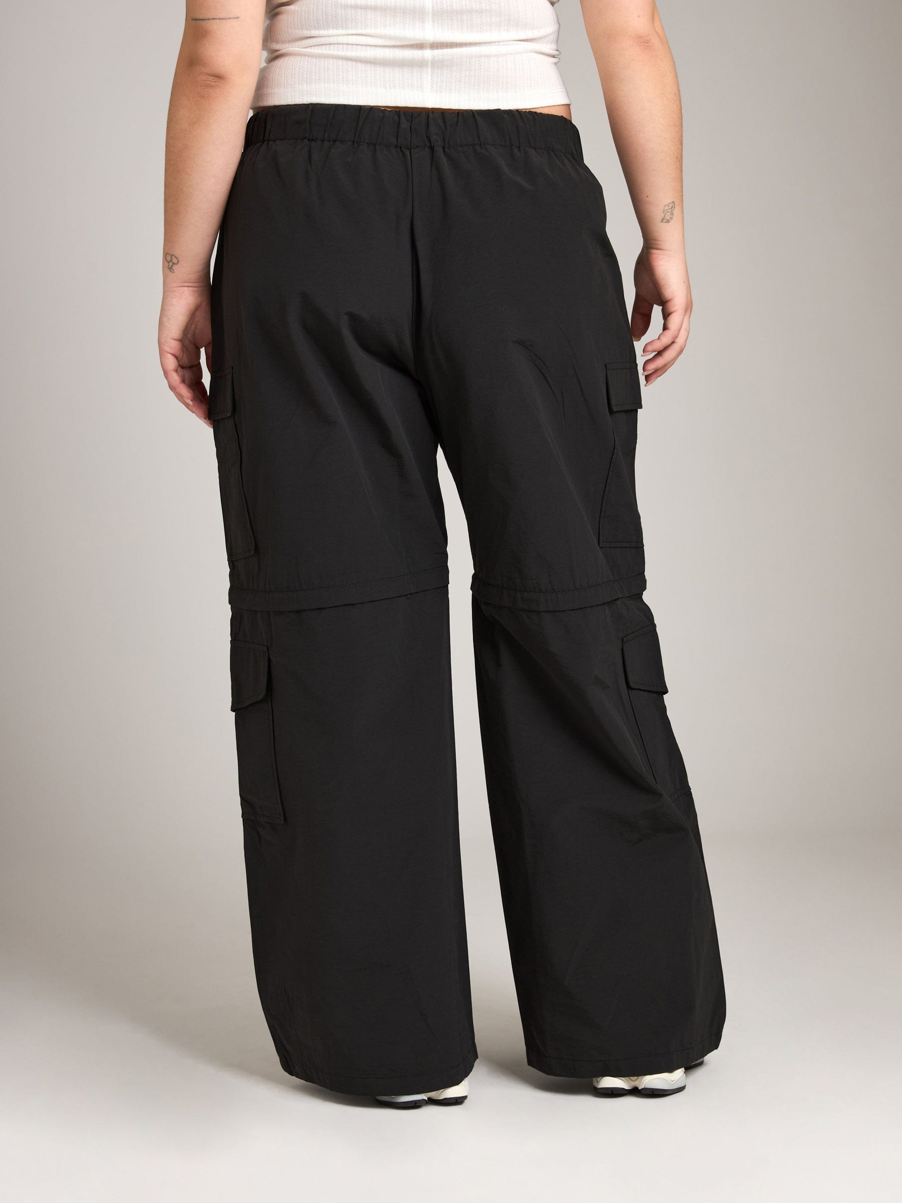 【2plan】Tube parachute string wide slacks Wide Leg Lightweight Parachute Pants