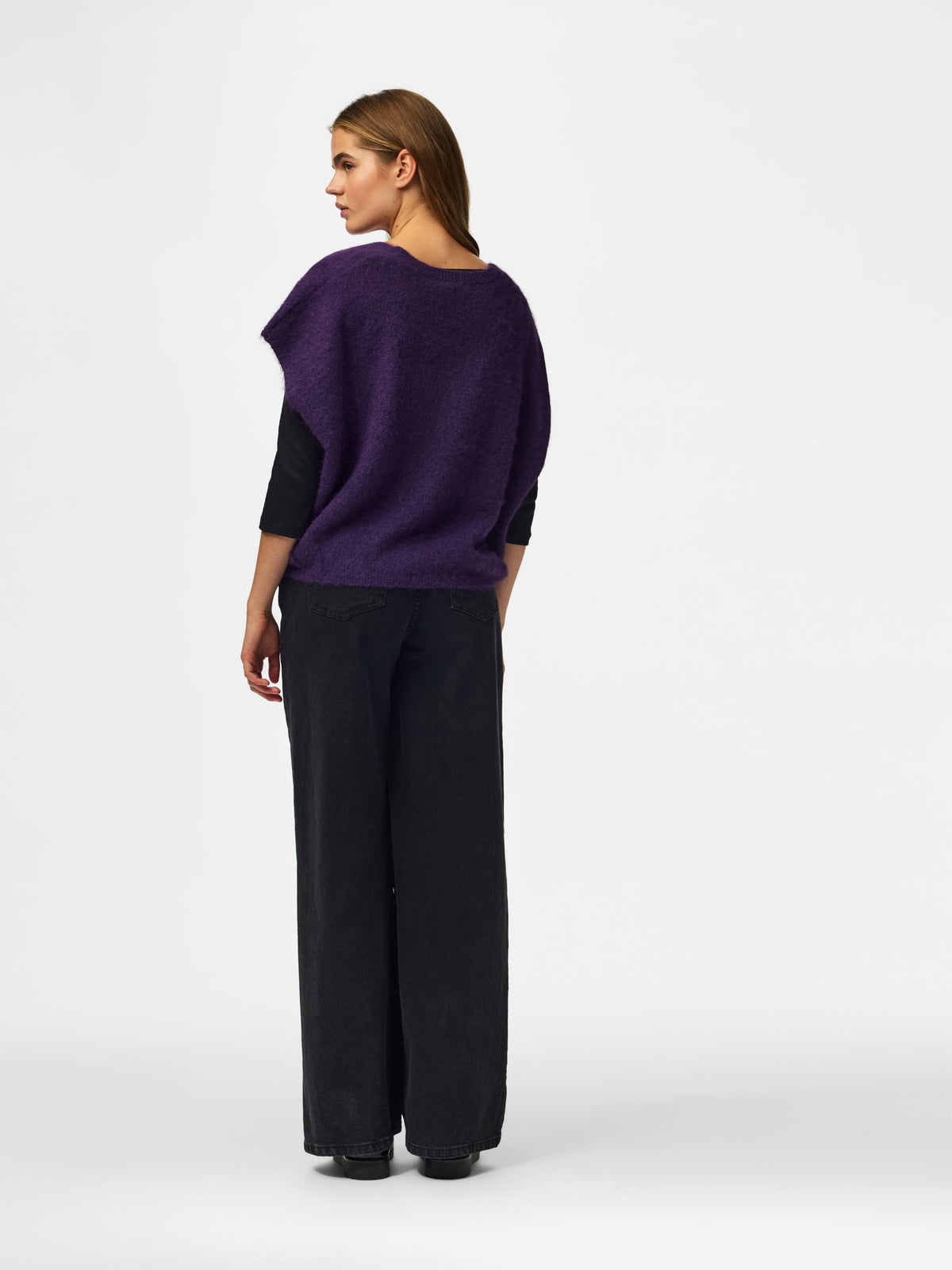 PIECES - V-neck Sweater Vest - 