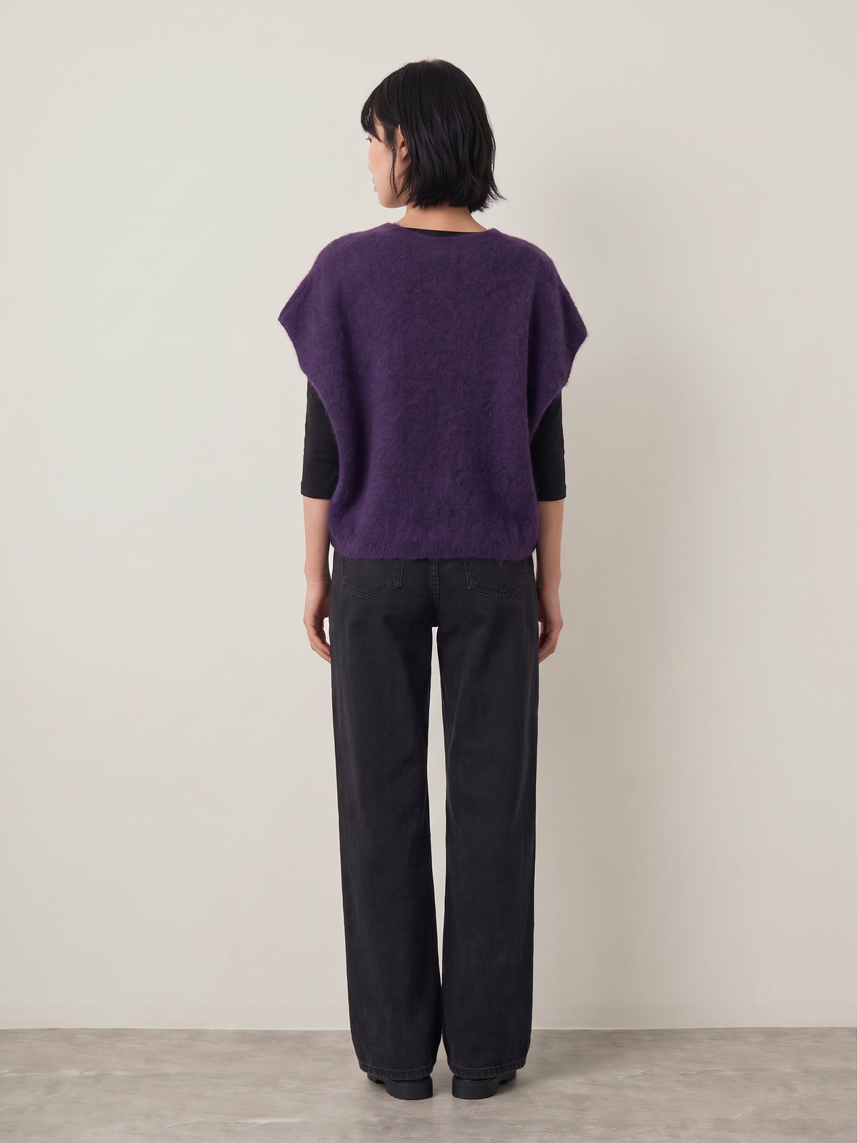 PIECES - V-neck Sweater Vest - 