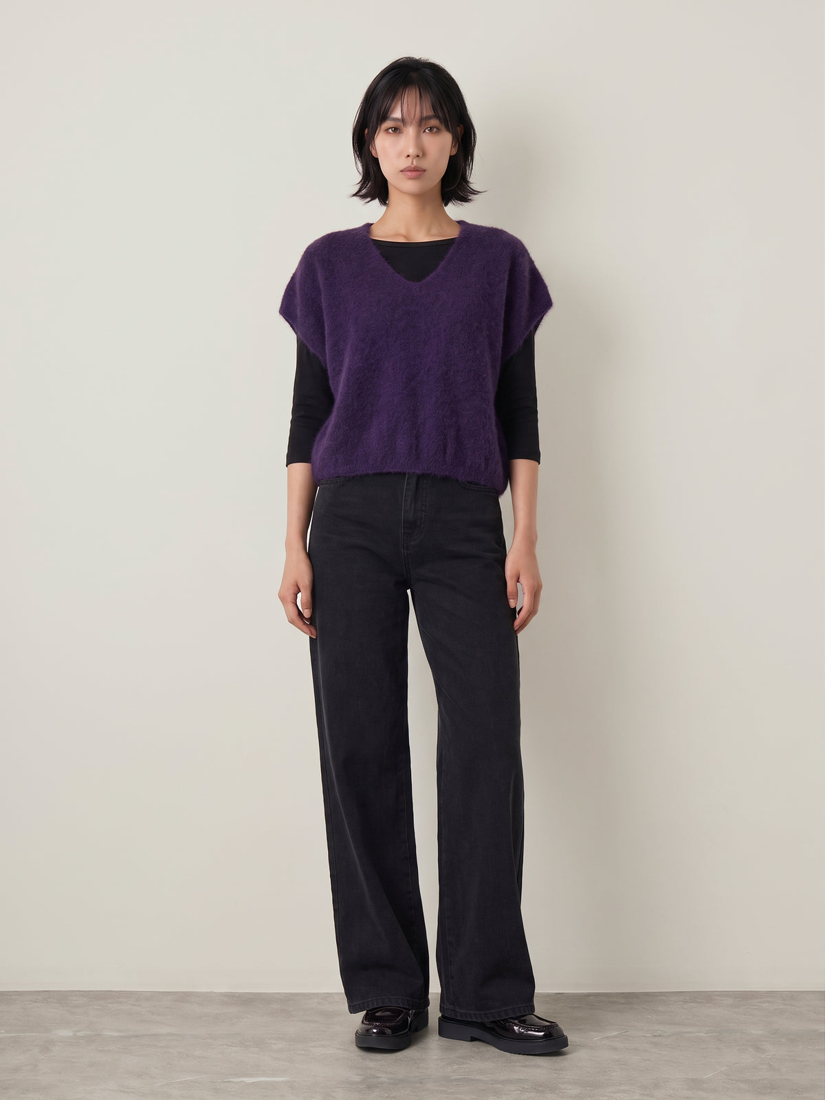 PIECES - V-neck Sweater Vest - 