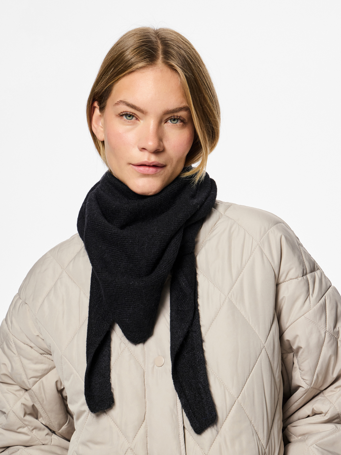 PIECES - Juliana Triangle Scarf - 