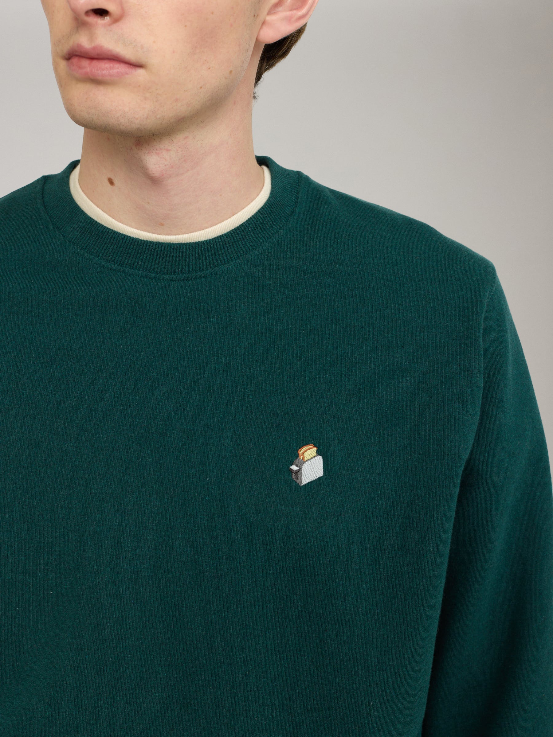 REVOLUTION - Toast Sweatshirt - 