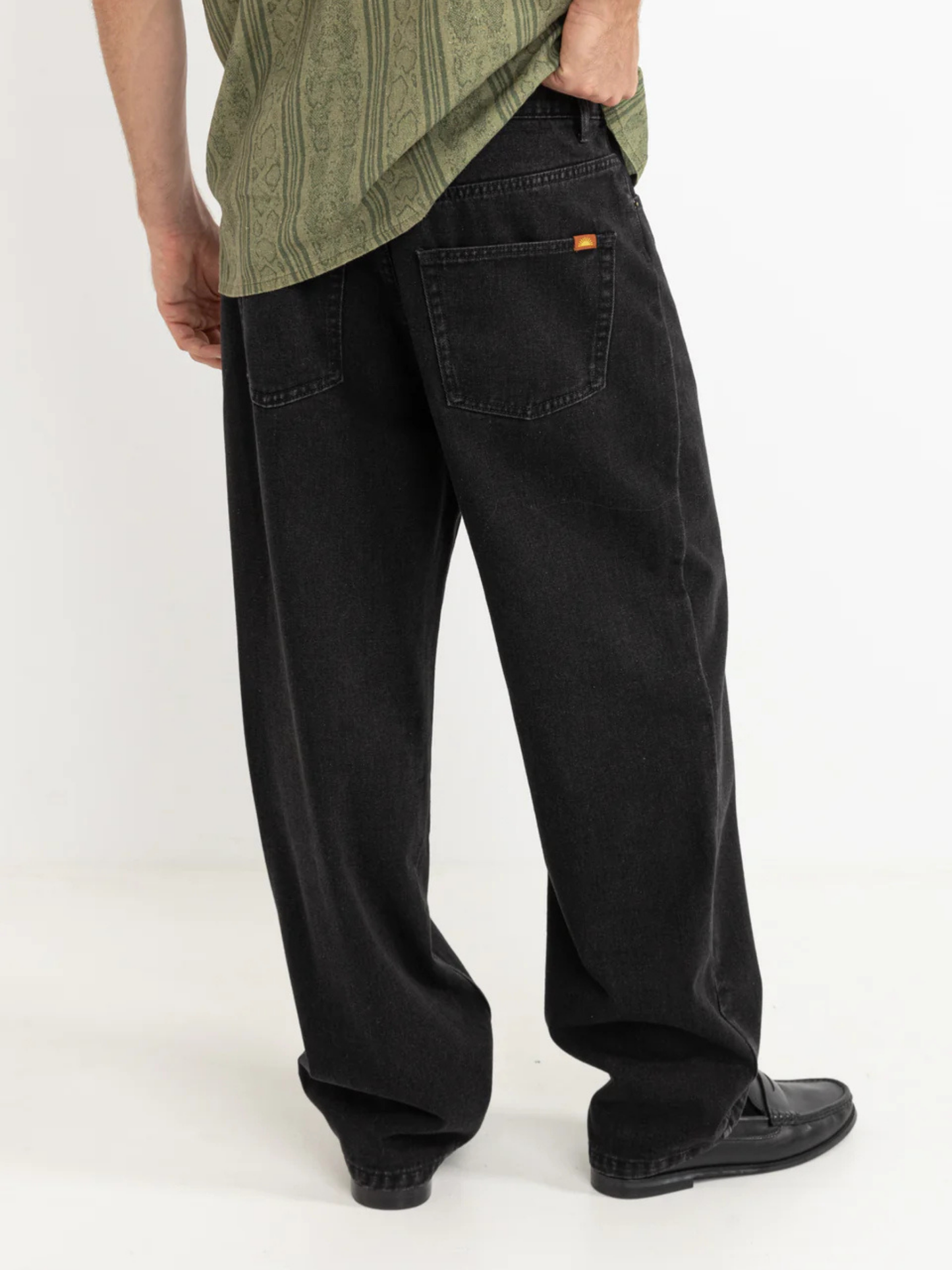 RHYTHM - Essential Jean - 