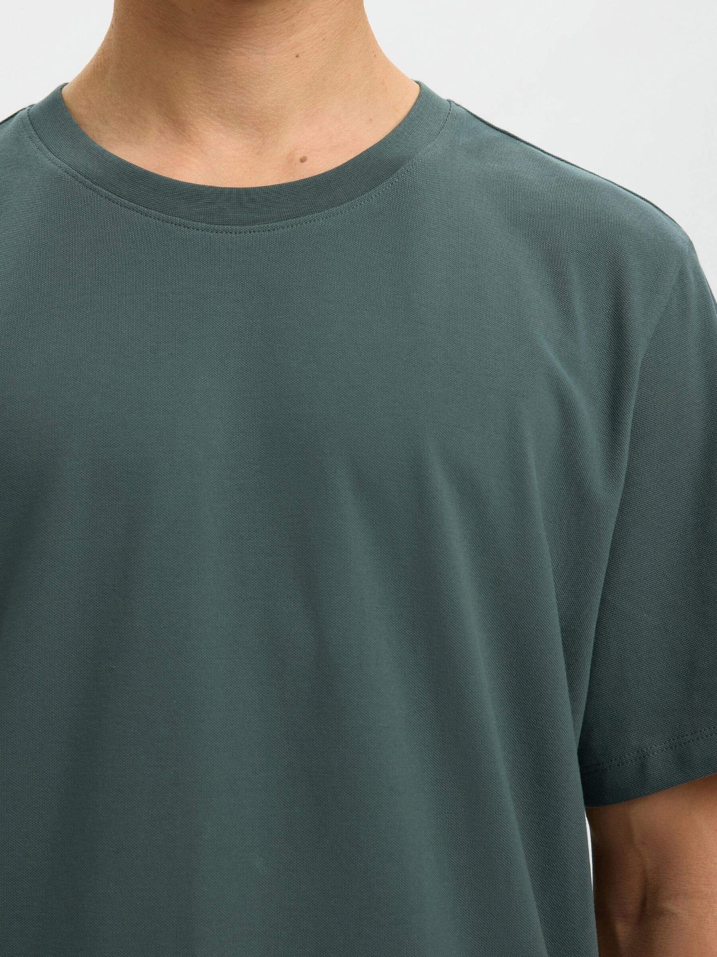 SELECTED - Atlas T-Shirt - 