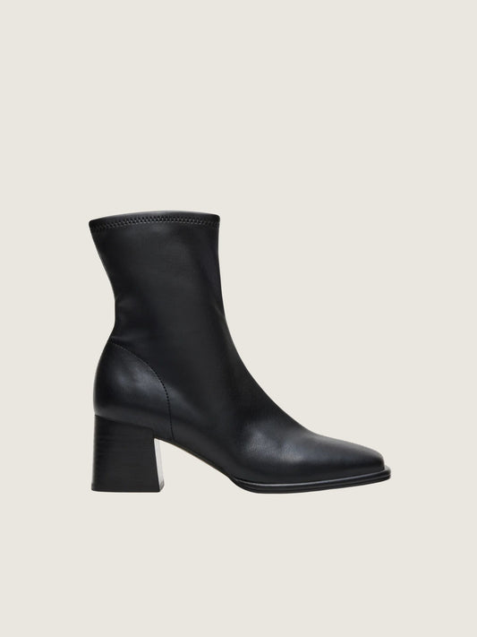 STEVE MADDEN - Pammy Ankle Boots - 