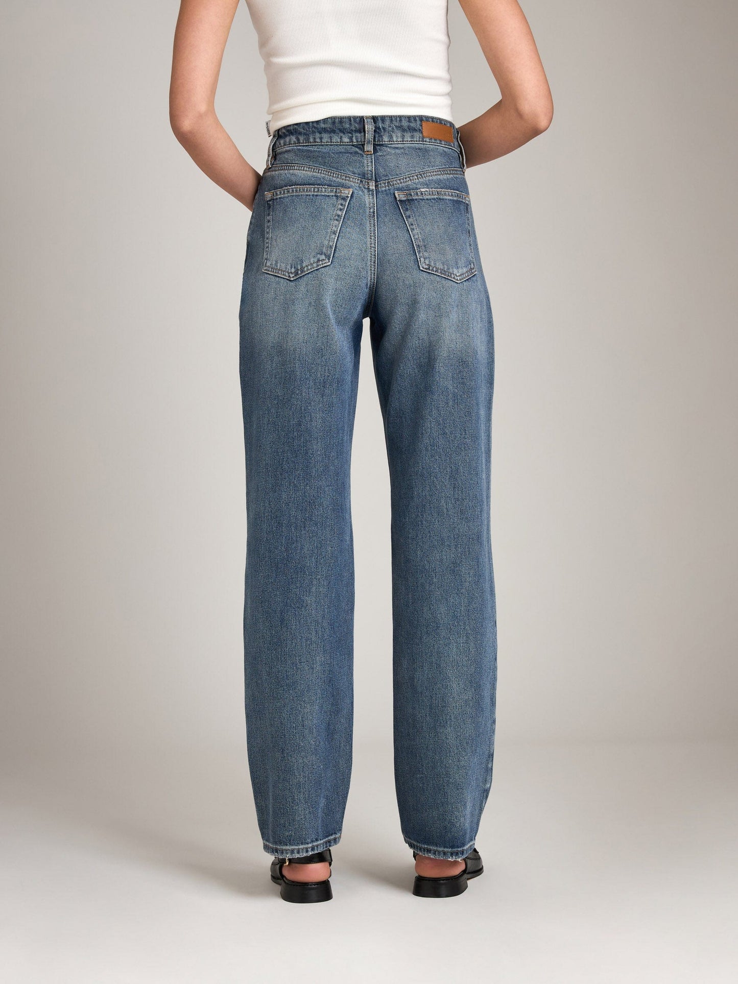 denim - Tailor Made - Premium Brussels Highrise 90s Relaxed Leg - PLENTY