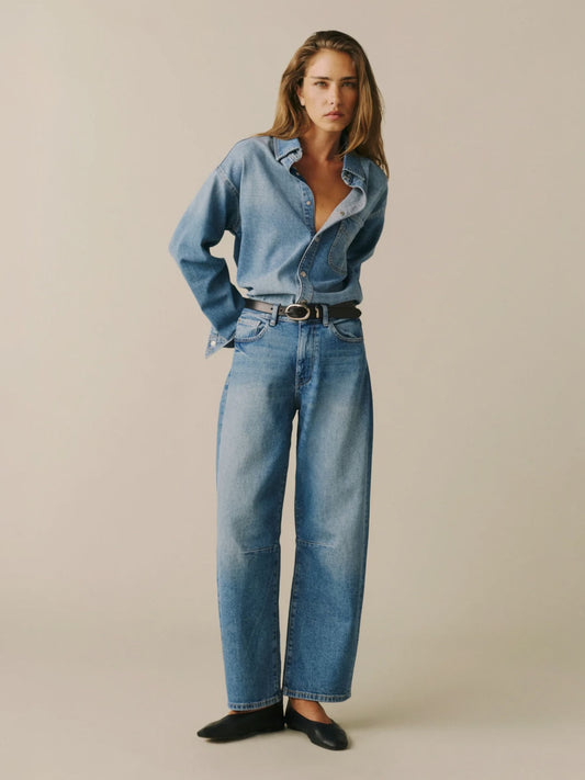 BNA Soft Curve Barrel Jeans