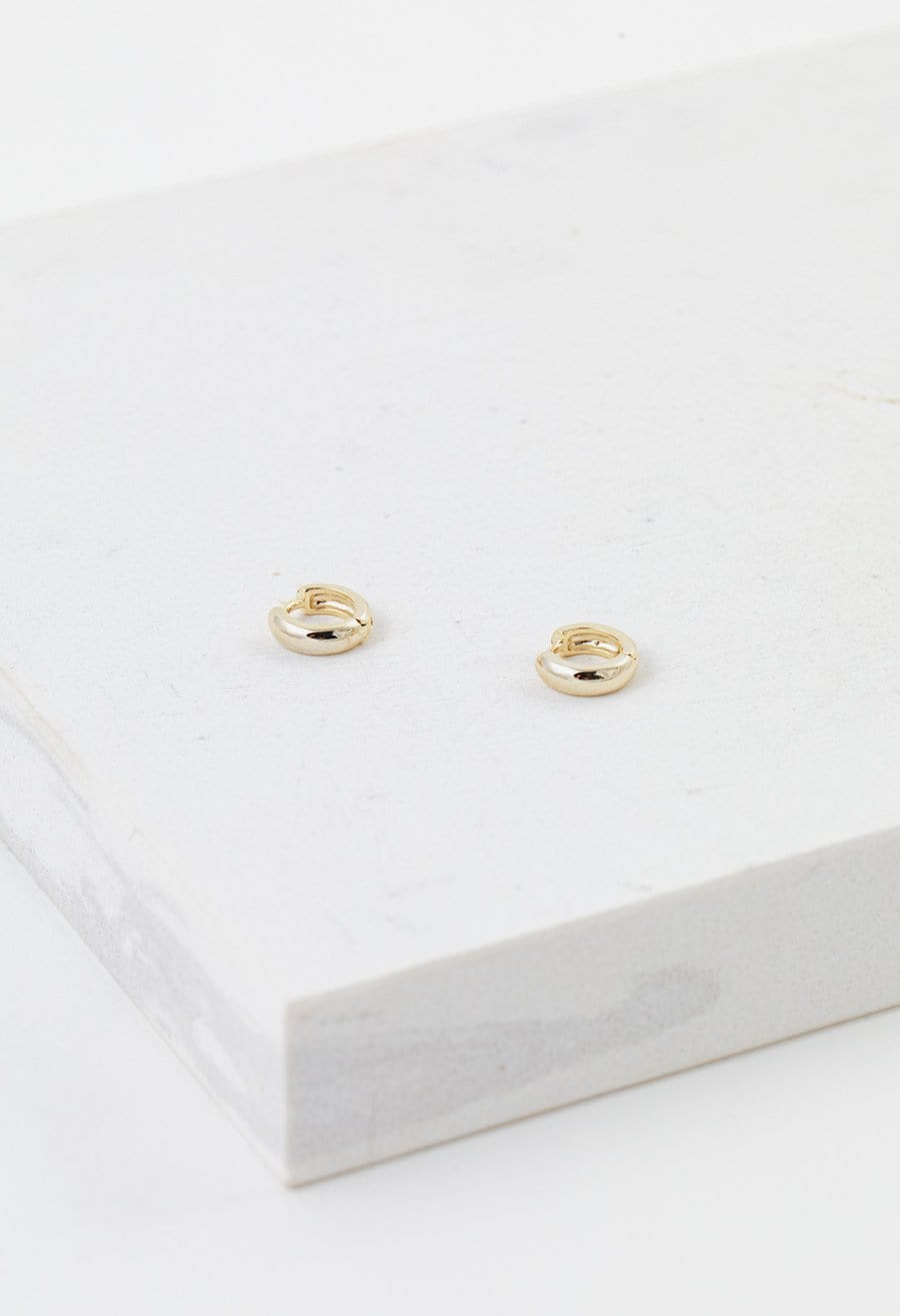 Lover's Tempo Accessories Gold Plated Bea Hoop Earrings 10mm