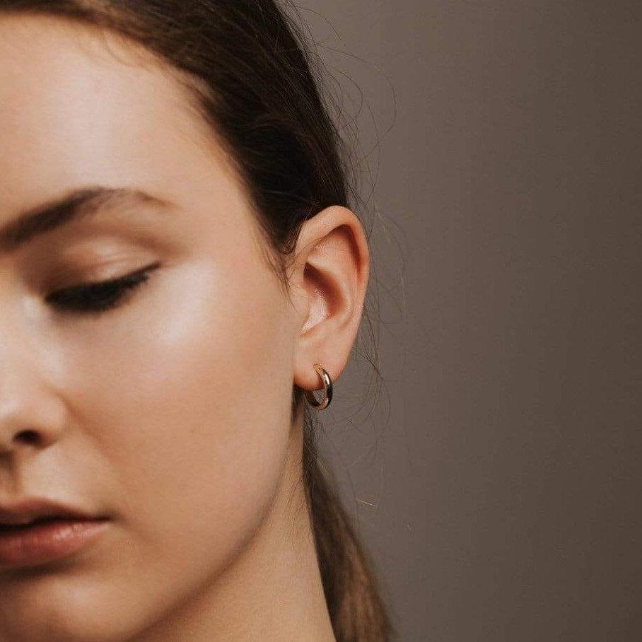 LOVER'S TEMPO - Silvia Hoop Earrings